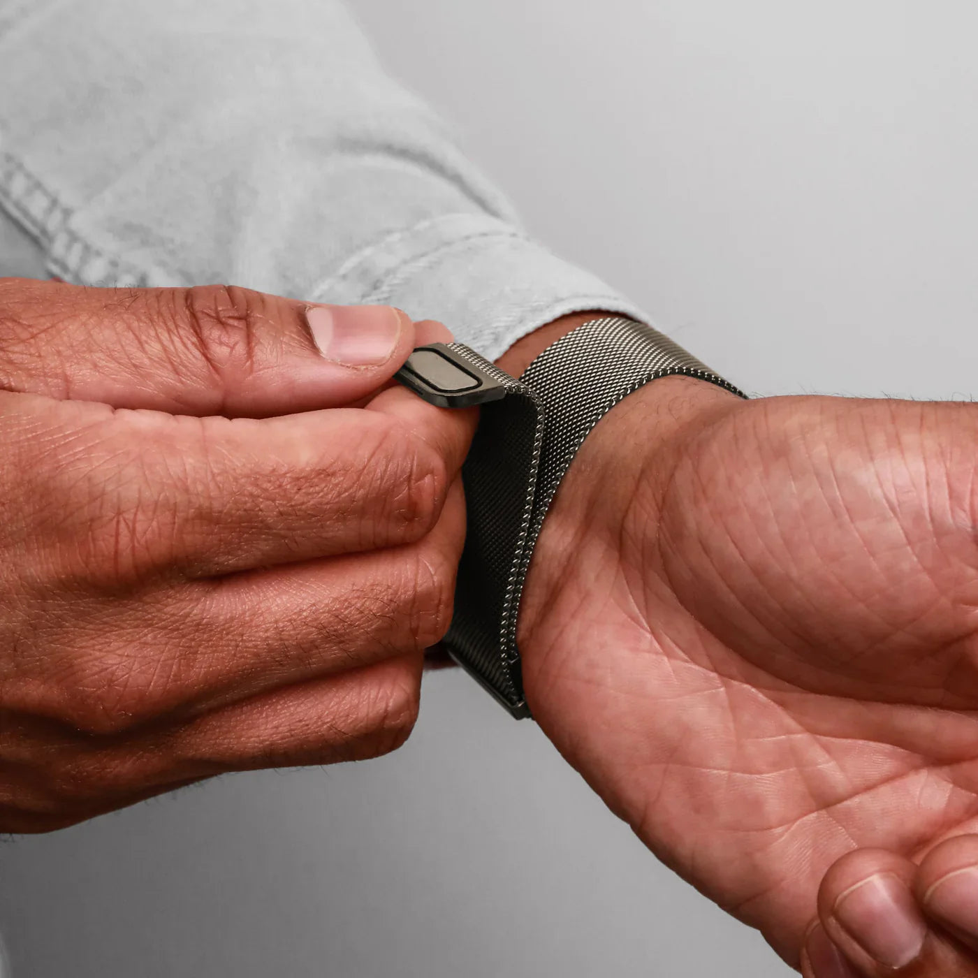 Vonmahlen Milanese Loop 2 One Size Desert Sand (For Apple Watch 44 | 45 | 46 | 49Mm)