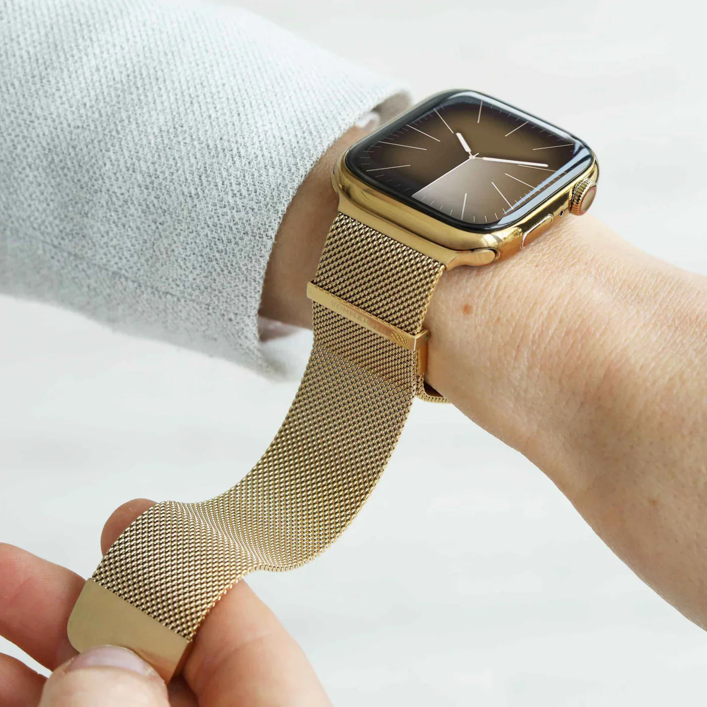 Vonmahlen Milanese Loop 2 One Size Gold (For Apple Watch 42 | 44 | 45 | 49Mm)