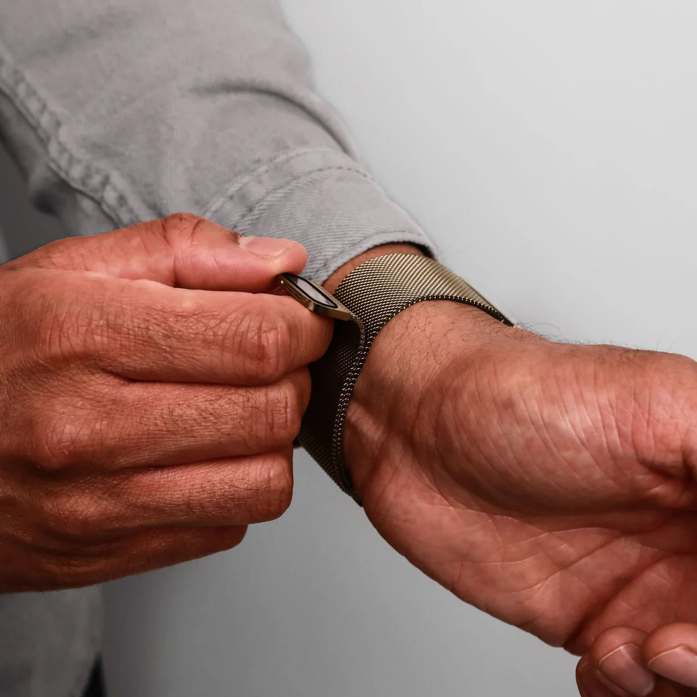 Vonmahlen Milanese Loop 2 One Size Sunset Gold (For Apple Watch 44 | 45 | 46 | 49Mm)
