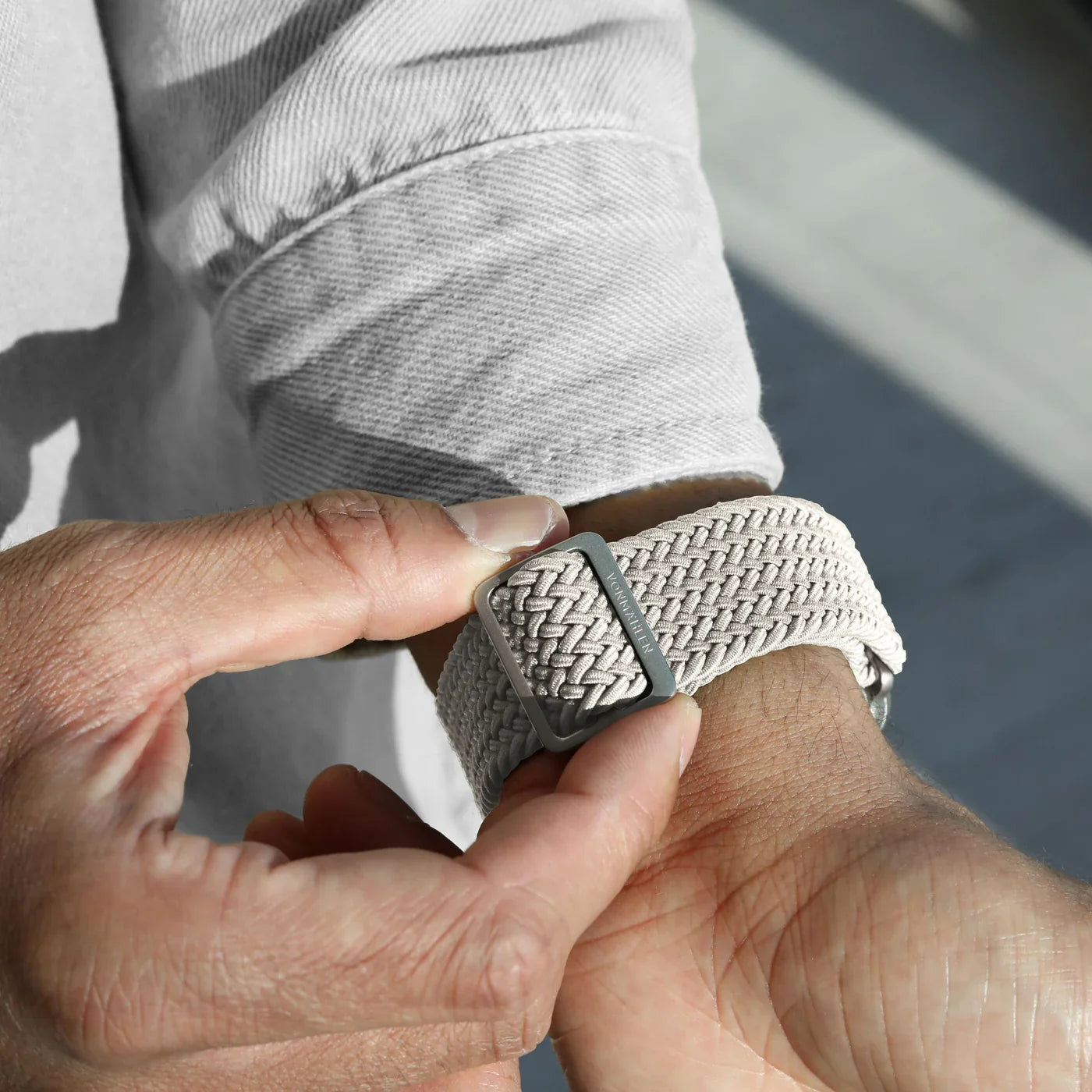 Vonmahlen Woven Loop One Size Cream (For Apple Watch 38 | 40 | 41Mm)