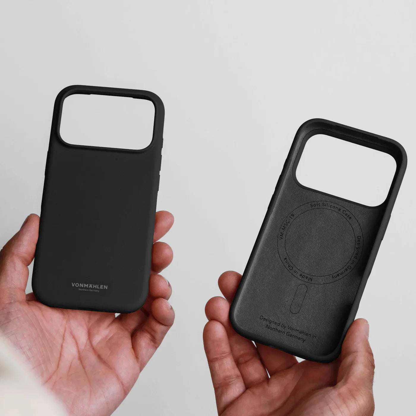 Vonmahlen Soft Silicone Case Iphone 17 Pro Max Black
