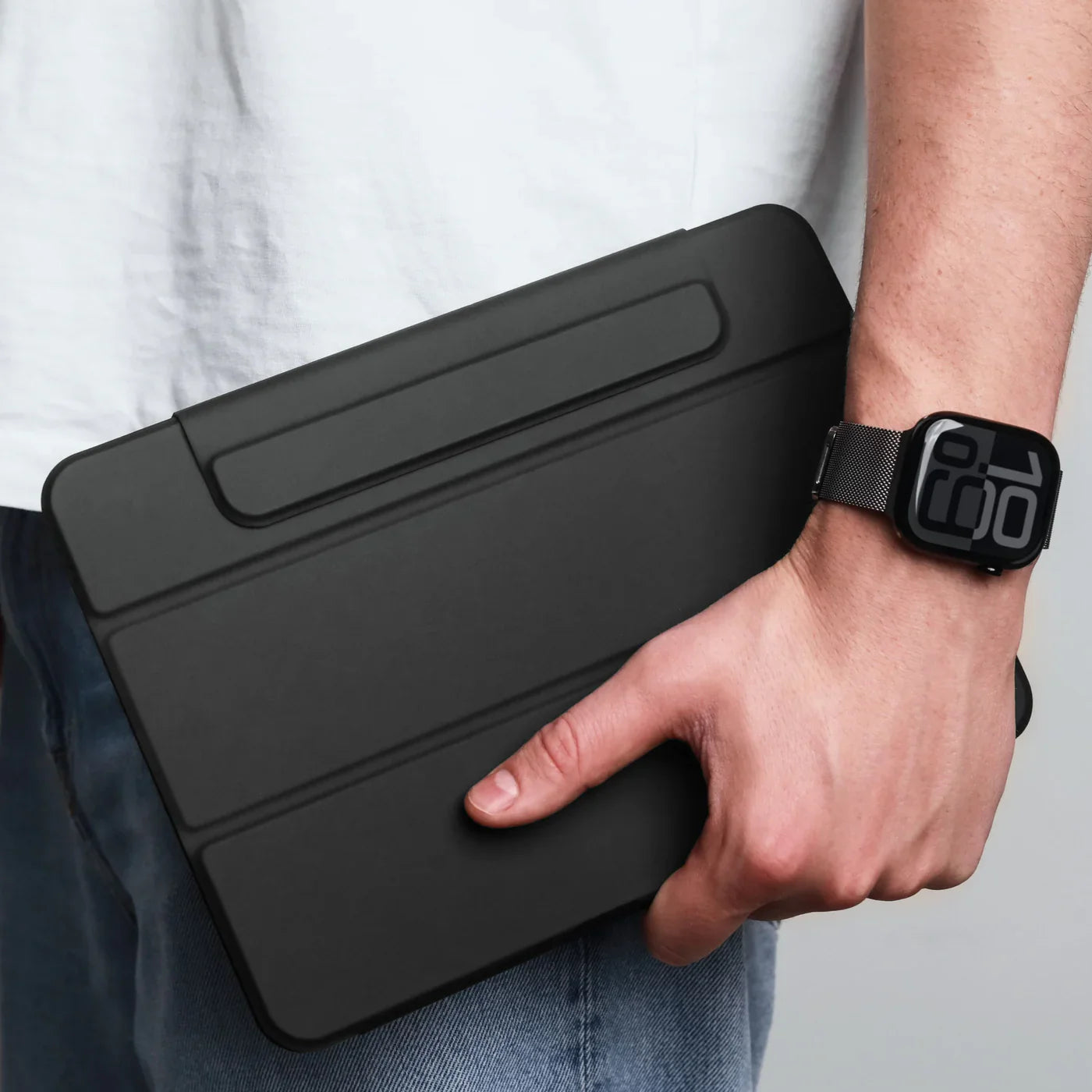 Vonmahlen Foldable Folio For Ipad Ipad Pro 13" (2024) Black