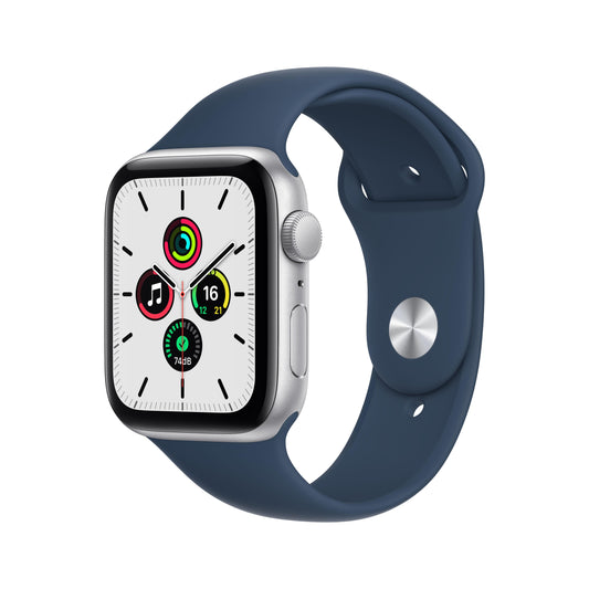 ساعة Apple Watch SE GPS، 44 مم، إطار من الألمنيوم الفضي مع Loop رياضي باللون الأزرق الغامق - عادي
