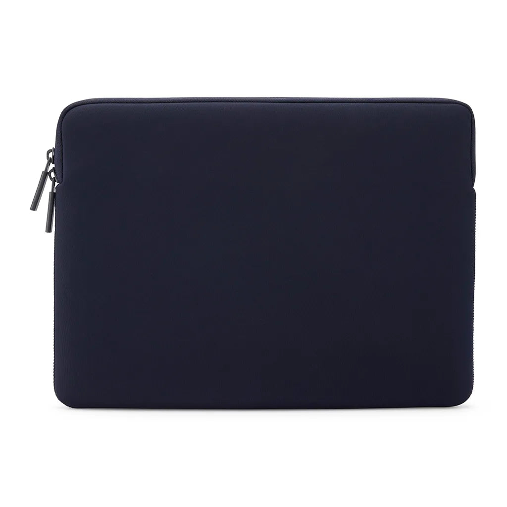 Pipetto MacBook Neo 13 (A18 Pro)  Classic Fit Sleeve - Dark Blue