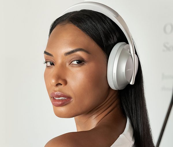 Bose Noise Cancelling Headphones 700 Luxe Silver – Aleph ألف